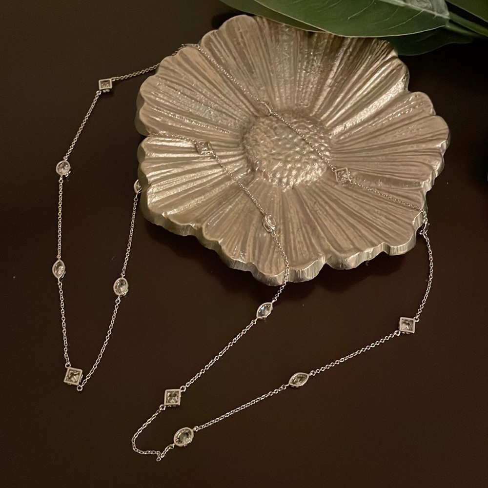 Silver necklace with rhinestones
